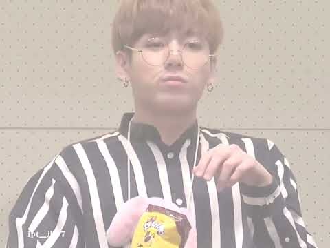 Gampang mah kalo ke fansign gausah bawa barang mahal, bawa snack aja😆😂 #army #bts #short #btsarmy