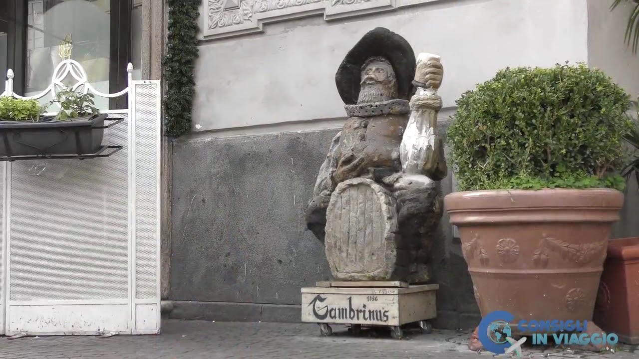 Napoli: i luoghi del commissario Ricciardi