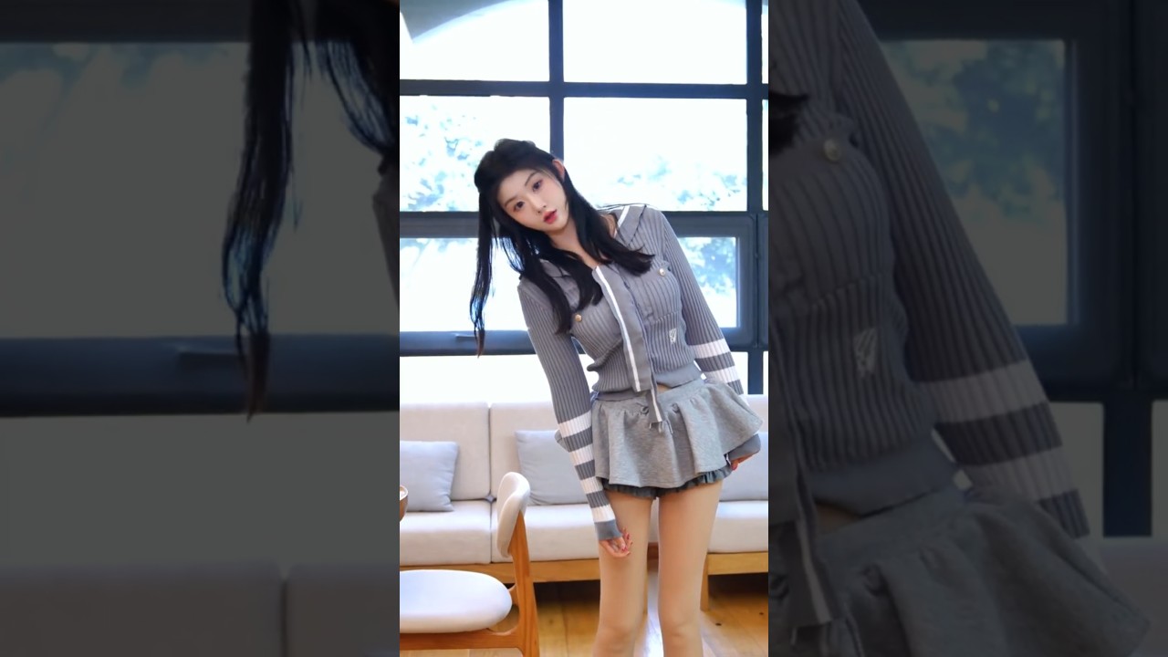 Cute Girl Dance at Home 💃 | Soft Moves & Cozy Vibes