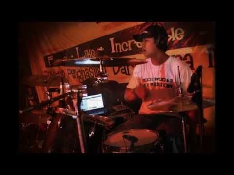Putar Bad Saying - Disconnected