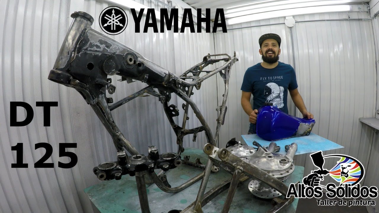 Pintando partes de Yamaha Dt125