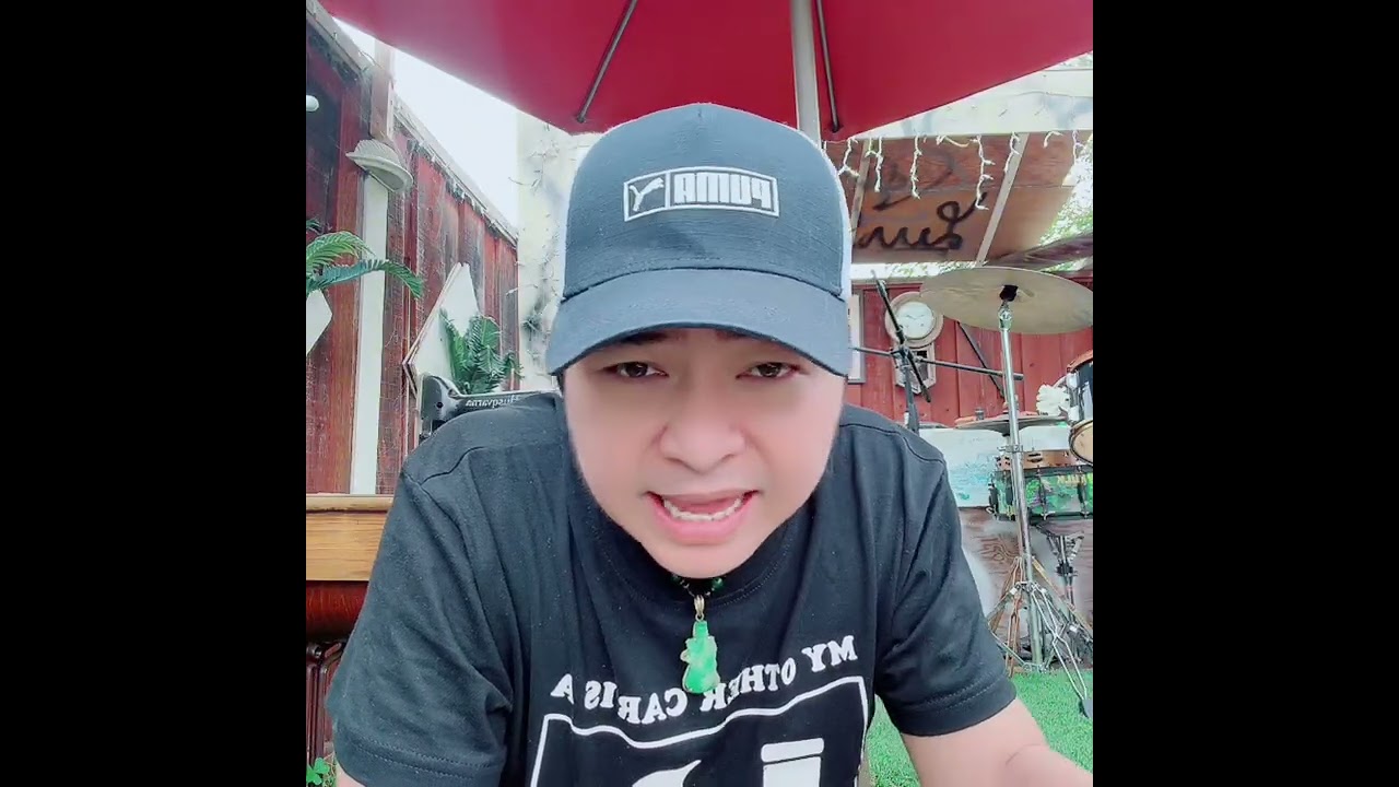 Chị ruột vợ cũ chú minh hay sao 