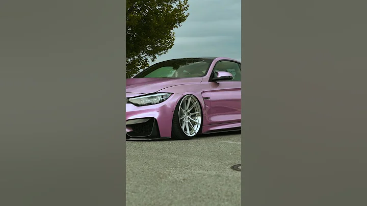 Live Now the slammed M4C! #slammed #bmw #bmwm4comp #m4competition #m4f82 #stancenation  #airlift