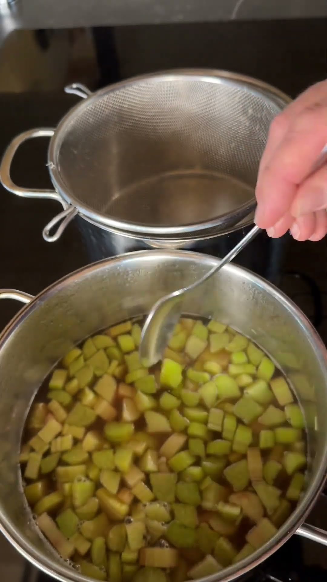 Rhabarber Ragout - YouTube