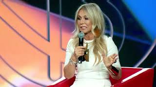 Famous Raising Brows with Anastasia Soare | BeautyconLA 2019 Net Worth