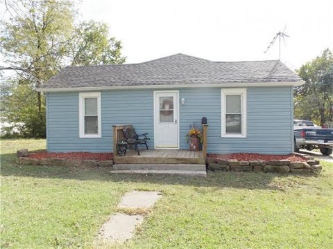 703 E Piankishaw Street, Paola, KS home video tour