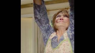 Celebrity Noises Off Haymarket 15 Sec Trailer - Square Profile