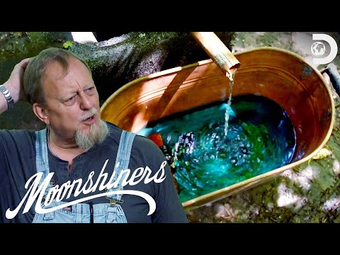 Making a Batch of Cognac That Turns BLUE? | Moonshiners