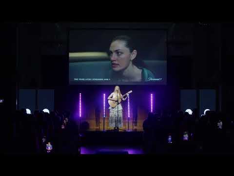 Vera Blue performs her version of Sweet Disposition at the pre-screening of Two Years Later 🤍
