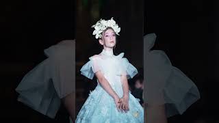 Paris Fashion Week - Simple Runway - Kat Couture - HiTech Moda