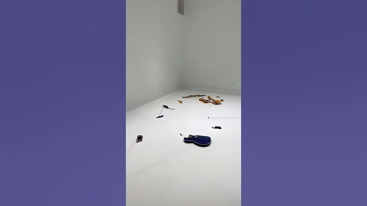 Naama Tsabar at Art Basel 2021 | George Lindemann