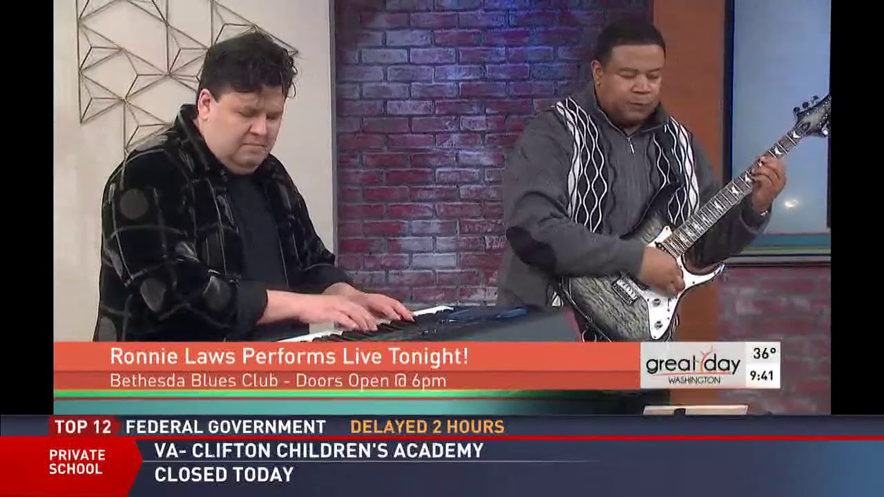 Ronnie Laws plays 70's Rand B classic 