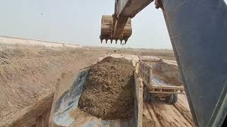#Video Volvo EC480 excavator machine mud Digging loading track full power