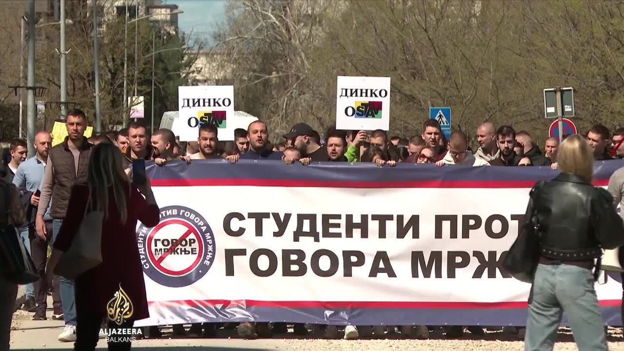 يطالب بعض الطلاب بإقالة غروهونجيتش، وإغلاق كلية الفلسفة.