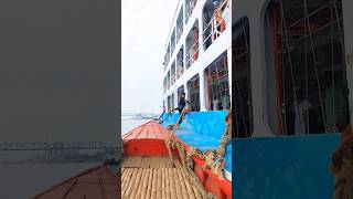 চলতি সম্পদ লঞ্চে সাথে ট্রলার বাঁধলো যেভাবে #trending #travel #barisallaunchlover #launch #smallpack