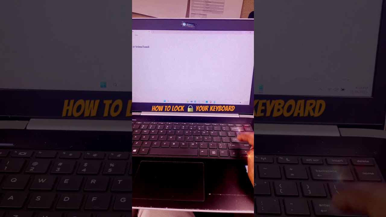 YouTubeでHow to lock and unlock keyboardを視聴 YouTubeでHow to lock and unlock keyboardを視聴