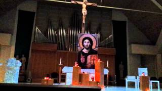 Video thumbnail of "Be Still And Know That I Am God - Taize"