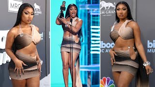Megan Thee Stallion shows her curves in a miniskirt || Billboard Music Awards 2022 red carpet