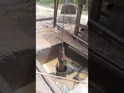 Penambangan Minyak Mentah Tradisional