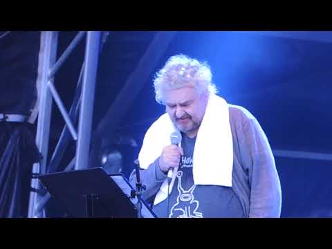 Daniel Johnston - Devil Town/True Love Will Find You in The End @ Primavera Sound, Porto - 1/6/13