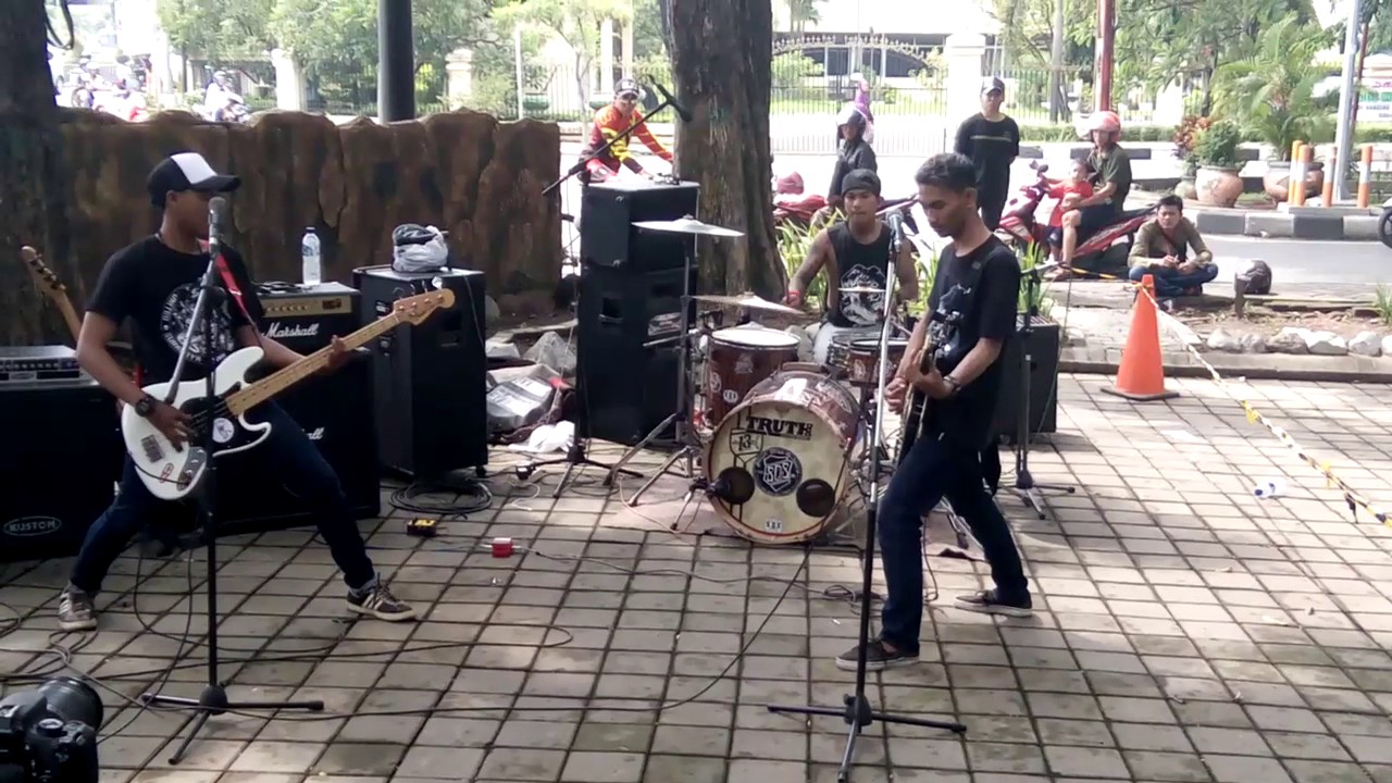 Brandal sidoyoso - bangsa punk