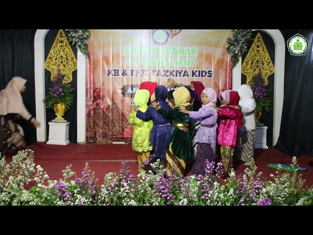 PENAMPILAN DRAMA MUSIKAL KELAS TK B1 | AKHIRUSSANAH KB u0026 TKIT TAZKIYA KIDS 2022 class=