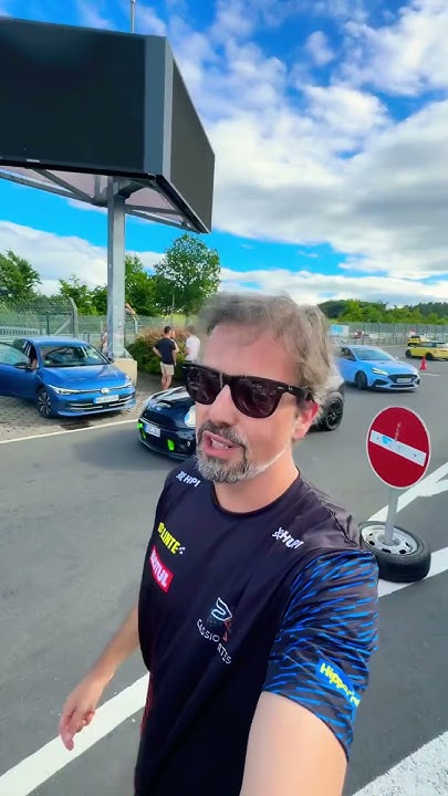 SENTE A VÁIBE de um dia de pista no Nordschleife de Nuburgring 😀