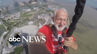 Man bungee jumps off highest tower in Macau