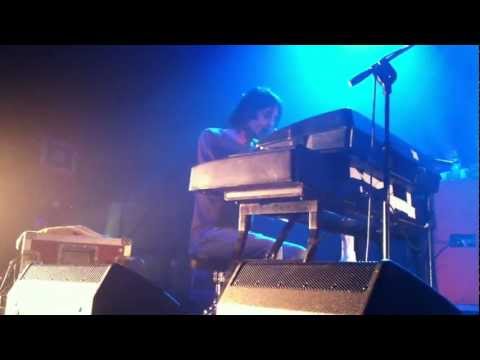 Sorriso in spiaggia I/II Verdena live in Atlantico Roma 18/12/11 WOW tour 2011