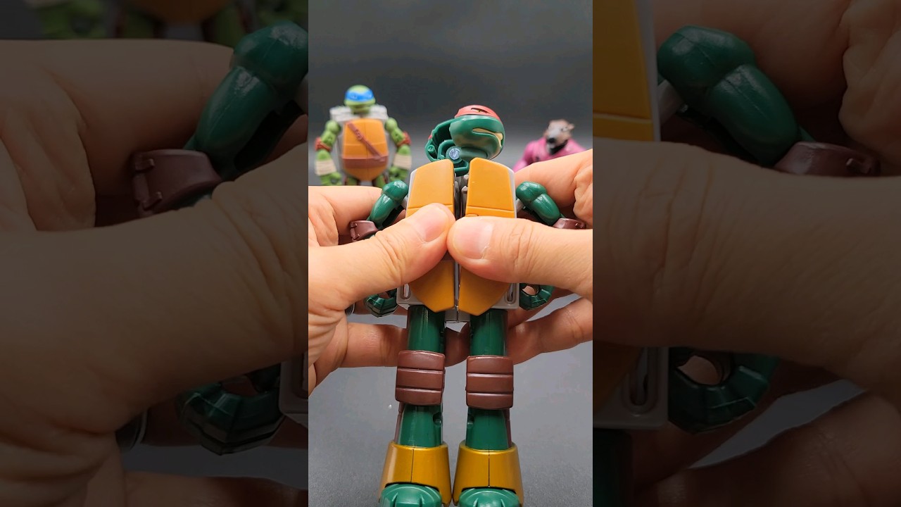 Raph Mutated To His Own Weapon!