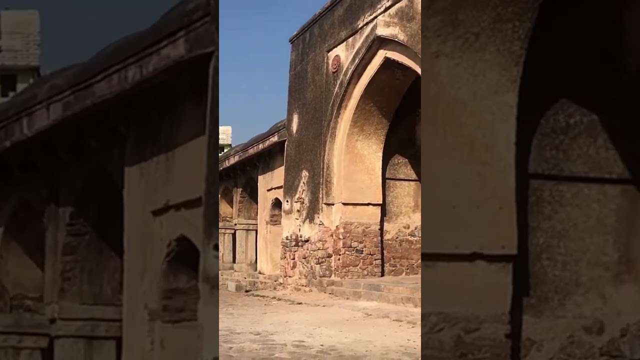 BegumPuri Masjid 700 saal se hain Gumnaam 