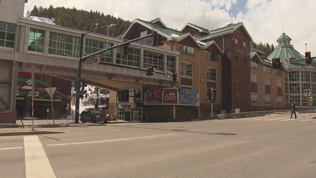 Monarch Casino Employees Recognized For Saving Life