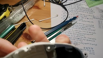 Quickly and easily replacing trigger click plates on Gamecube controllers using tripoint screwdriver