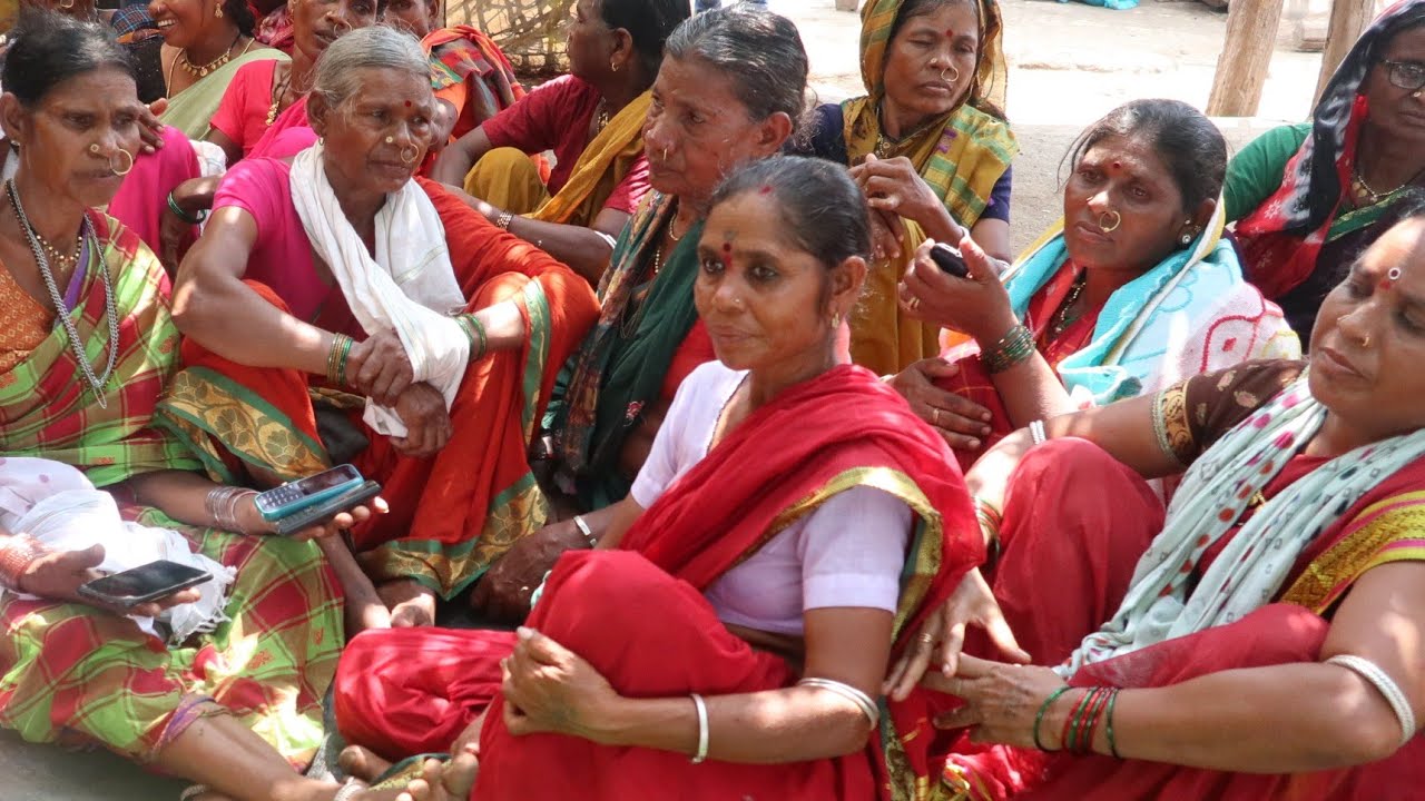 HIRA MOTHI THARKA MADKO KOYA WOMEN FOLK SONG