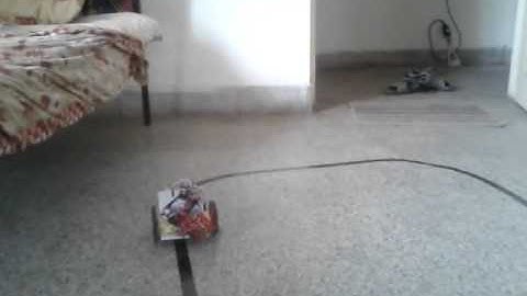 LINE FOLLOWER ROBOT USING ARDUINO