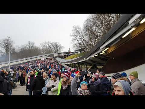 Video: Bagaimana Cara Mengunjungi Track Bobsleigh Sigulda Riga Ke Gerobak Luncur Seperti Seorang Profesional