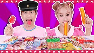 Eating Oldschool Snacks with Kang i