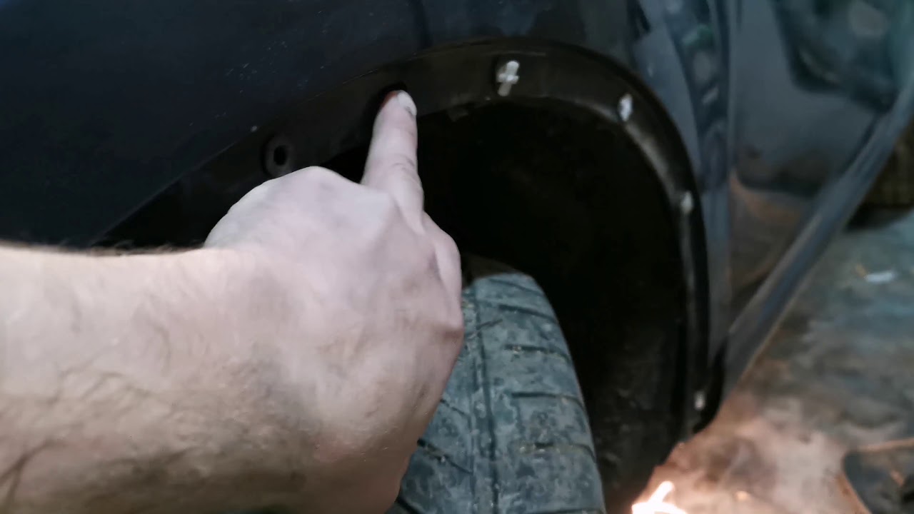 Как снять молдинг крыла на Фольксваген Туреге - YouTube