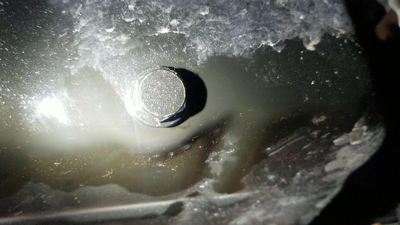 common problem. 2018 Hyundai hair line crack on oil pan YouTube