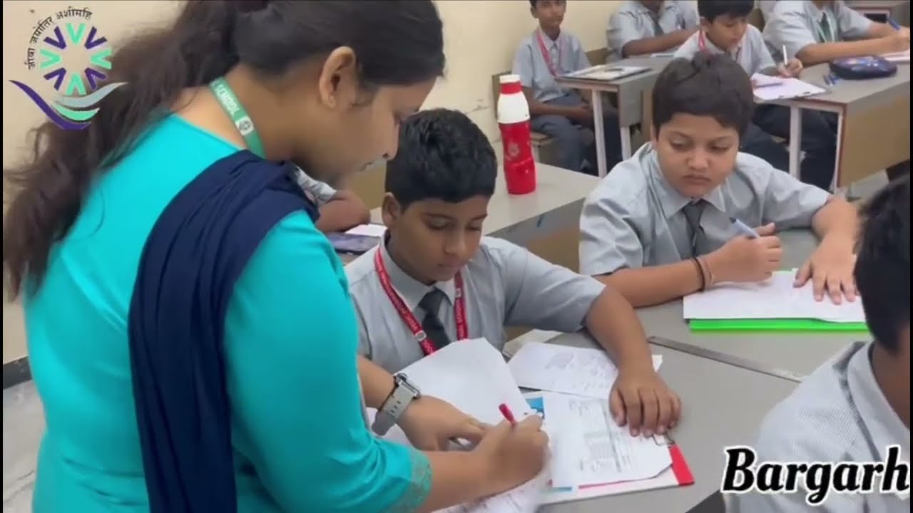 “Vedic School में आपका स्वागत है।यहाँ शिक्षा प्राचीन ज्ञान और आधुनिक सोच का संगम है।nal  🏫 👌