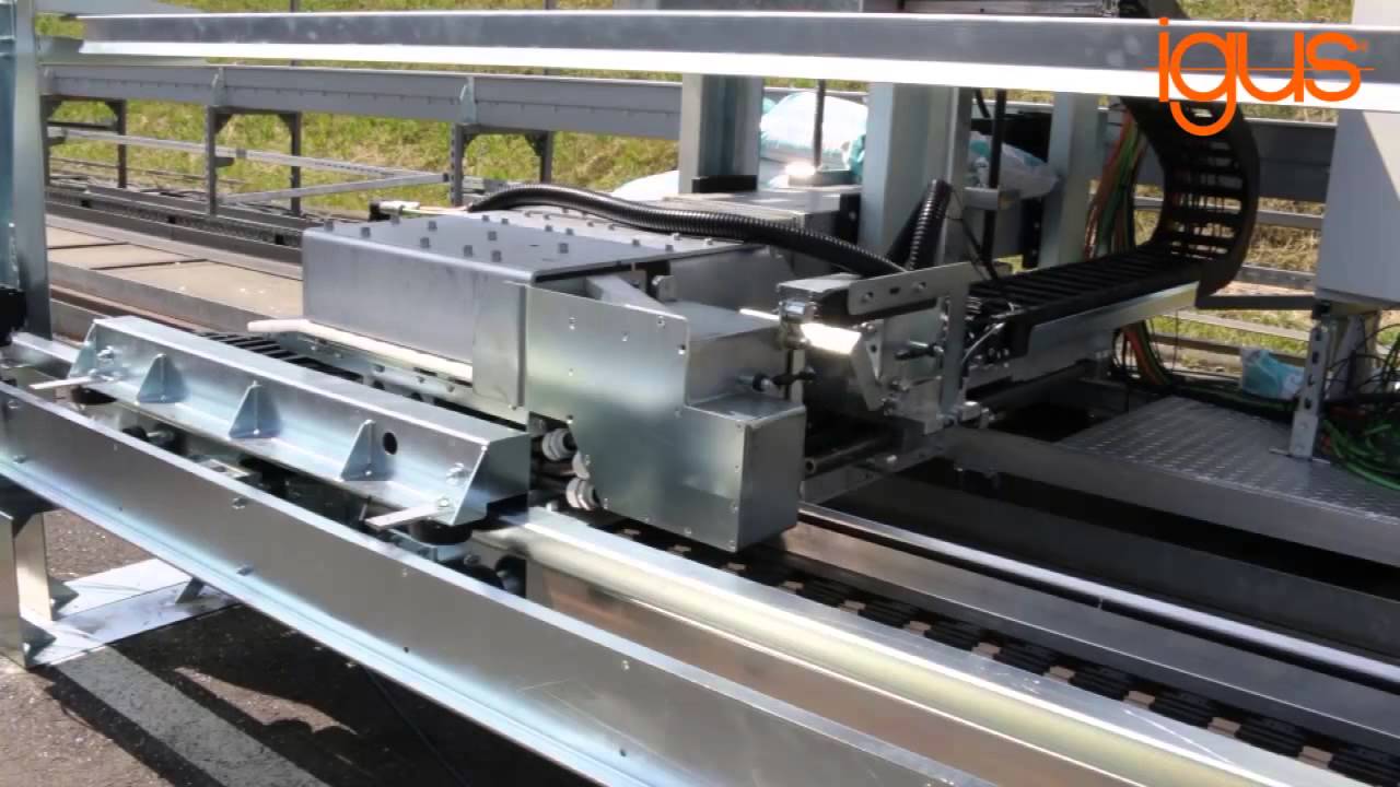 Igus E Rover 3d Animation Energy Chains For Rtg Cranes Youtube