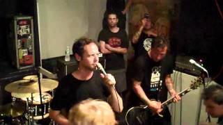 Bouncing Souls- Who&#39;s gonna Throw the Toilet