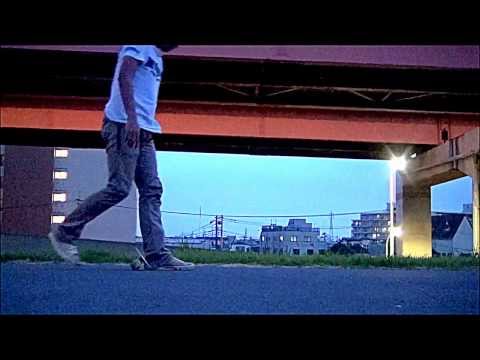 Freeline skates:UNDER ARM KICK UP
