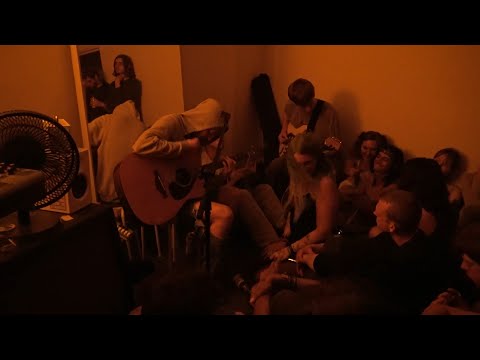 year of the dragon / bassvictim & worldpeace dmt (at emily's)