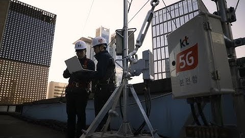 South Korea launches 5G networks early to secure world first