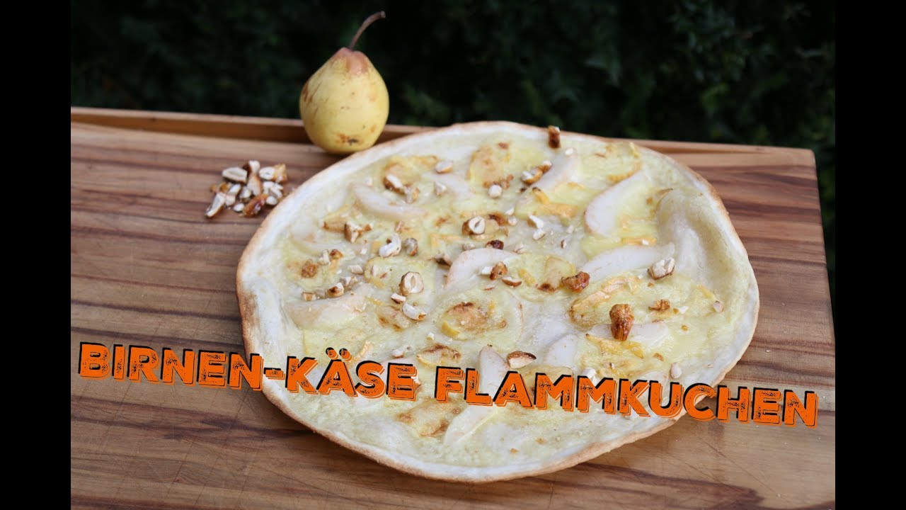 Birnen-Käse Flammkuchen mit kandierten Cashewnüssen