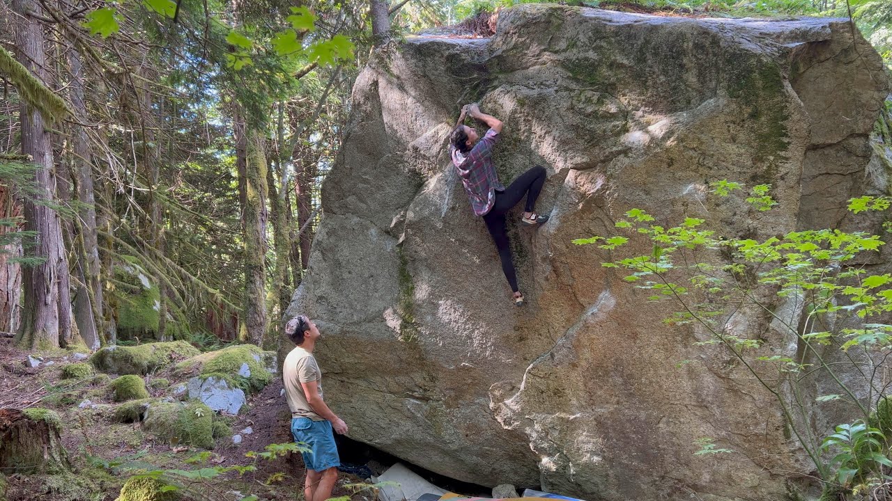 Squamish Bouldering Moroccan Blonde, V4 YouTube