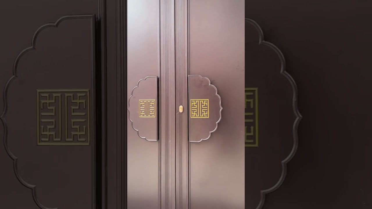 Newly Installed Aluminum Courtyard Gate in Chinese Minimalist Style 