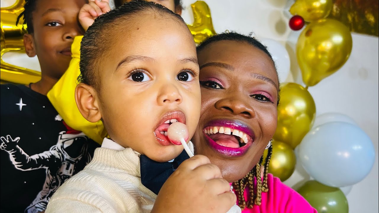 Majesty said God gave me 3 children so why I'm I sending only him on errand 🤦‍♀️ 