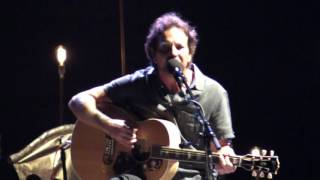 Video thumbnail of "Eddie Vedder - ELDERLY WOMAN BEHIND THE COUNTER IN A SMALL TOWN @ Ohana Festival 08-27-16"